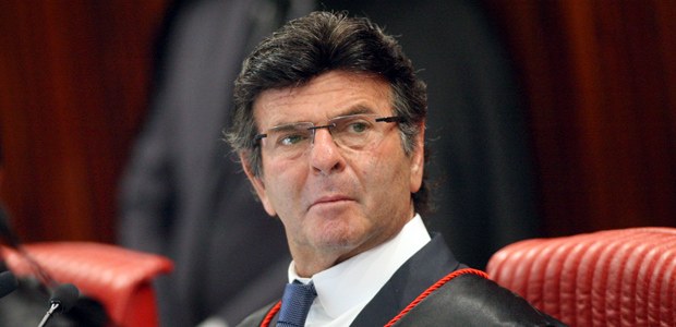 Ministro Luiz Fux preside sessão plenária do TSE em 18.04.2017 Ministro Luiz Fux preside sessão plenária do TSE
