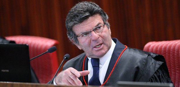 Ministro Luiz Fux preside sessão plenária do TSE em 28.06.2018 Ministro Luiz Fux preside sessão plenária do TSE