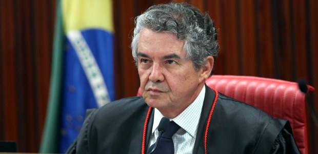 Ministro Marco Aurélio Mello preside sessão plenária do TSE em 01.04.2014 Ministro Marco Aurélio Mello preside sessão plenária do TSE