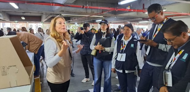 Ministro Nauê Bernardo participa como observador internacional das eleições colombianas