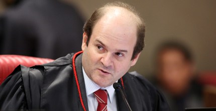 Ministro Tarcísio Vieira de Carvalho Neto durante Sessão do TSE.