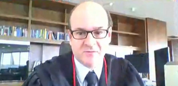 Ministro Tarcisio Vieira de Carvalho Neto, durante sessão do TSE por videoconferência, em 24.09.2020 Ministro Tarcisio Vieira de Carvalho Neto, durante sessão do TSE por videoconferência