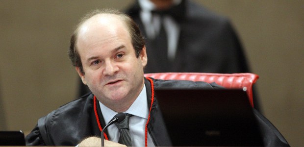 Ministro Tarcísio Vieira durante sessão plenária do TSE em 13.06.2017 Ministro Tarcísio Vieira durante sessão plenária do TSE