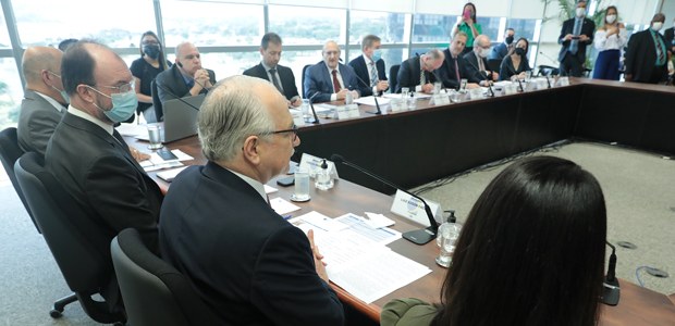Reunião com os TREs das Regiões Sul e Centro-Oeste, em 11.04.2022 Reunião com os TREs das Regiões Sul e Centro-Oeste.