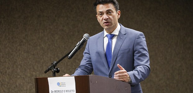 Secretário-Geral da Presidência: Murilo Salmito Nolêto durante palestra no Ministério da Defesa ...