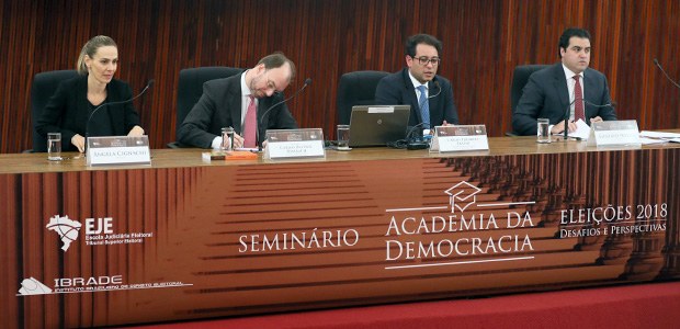 Seminário Academia da Democracia 
