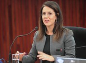 Ministra Luciana Lóssio durante o seminário de reforma política no TSE