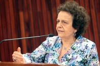 Seminário de reforma política no TSE Senadora Eleonora Menicucci durante o seminário de reforma política no TSE