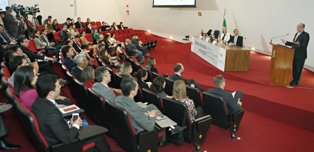 Seminário Poder Judiciário e Eleições em 05.12.2017 Seminário Poder Judiciário e Eleições
