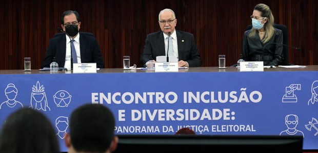 Seminário sobre Diversidade.