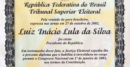 Foto da Série Especial Acervo TSE - Acervos Especiais - Diploma eleitoral de Luiz Inácio Lula da...