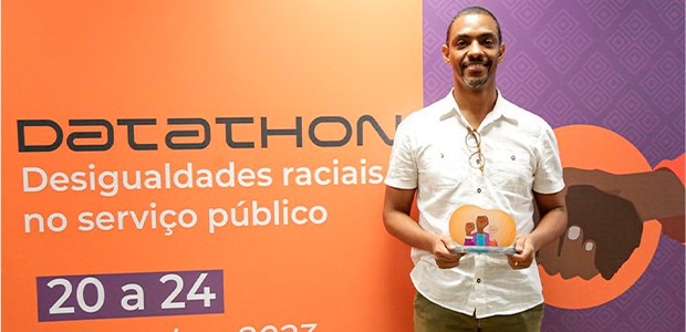 Servidor do TSE fica em 1º lugar com projeto sobre a presença negra no serviço público 28.11.2023 Servidor do TSE fica em 1º lugar com projeto sobre a presença negra no serviço público 28.11.2023
