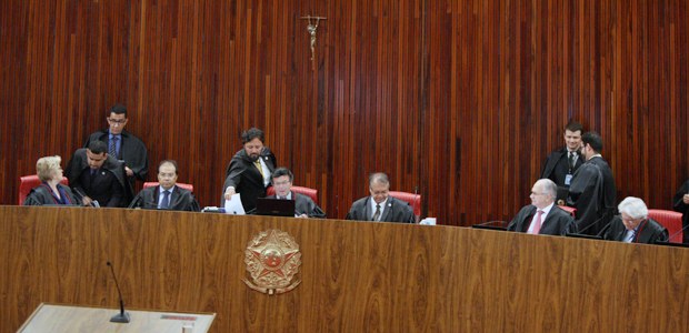 Sessão administrativa do TSE em 10.11.2016 Sessão administrativa do TSE