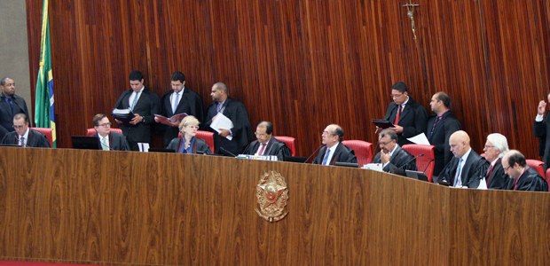 Sessão administrativa em 03.08.2017 Sessão administrativa