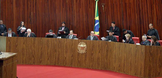 Sessão administrativa