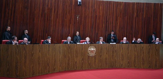 Sessão administrativa