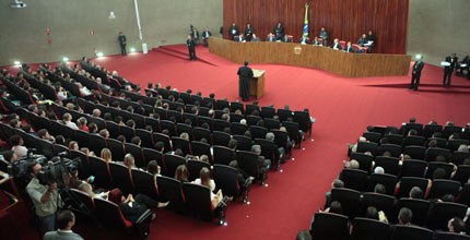 Sessão administrativa que aprovou o registro do partido Rede