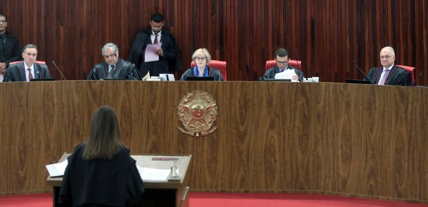 Sessão de encerramento do ano forense do TSE