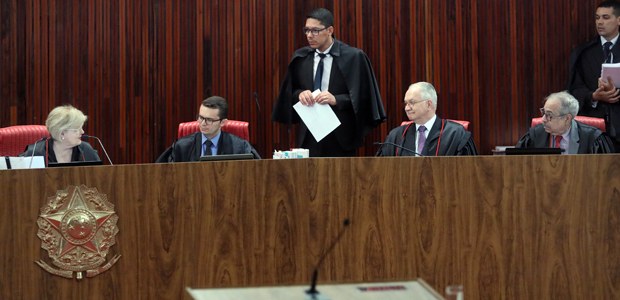 Sessão extraordinária em 18.12.2018 Sessão extraordinária