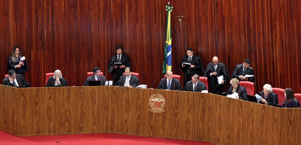 Sessão plenária administrativa do TSE