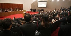 Auditório em Sessão Plenária do TSE.