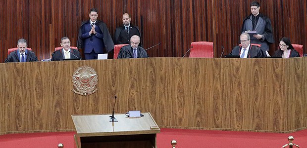 Sessão plenária do Tribunal Superior Eleitoral que analisou restrições à campanha de Pablo Marçal