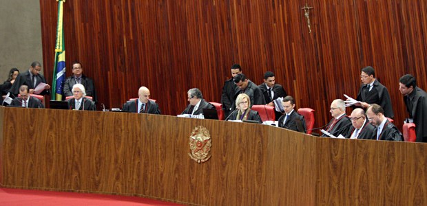 Sessão plenária do TSE em 03.05.2018 Sessão plenária do TSE