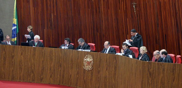 Sessão plenária do TSE em 28.11.2017 Sessão plenária do TSE