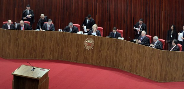 Sessão plenária em 15.08.2019 Sessão plenária