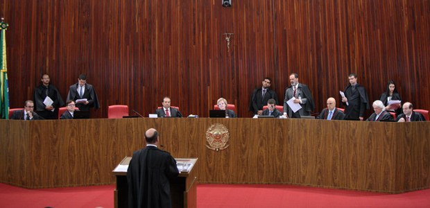 Sessão plenária em 16.05.2017 Sessão plenária