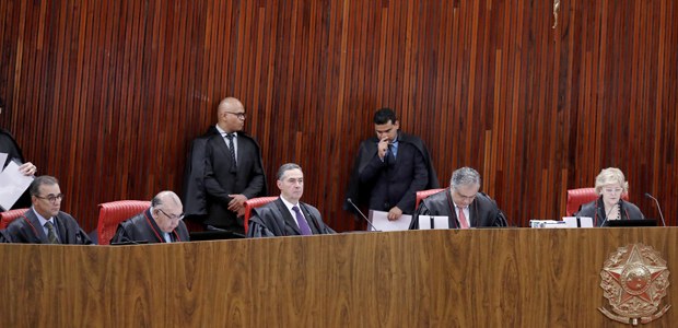 Sessão plenária jurisdicional do TSE em 13.12.2018 Sessão plenária jurisdicional do TSE
