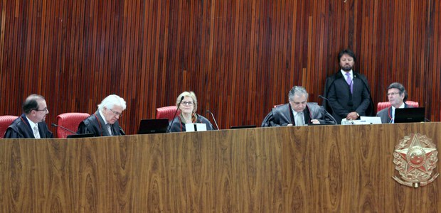 Sessão plenária jurisdicional do TSE em 14.06.2018 Sessão plenária jurisdicional do TSE