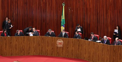 Sessão Plenária Jurisdicional do TSE em 17.12.2014 Sessão Plenária Jurisdicional do TSE.