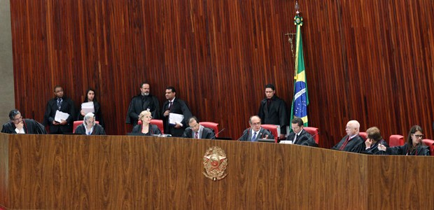 Sessão plenária jurisdicional do TSE em 24.05.2016 Sessão plenária jurisdicional do TSE
