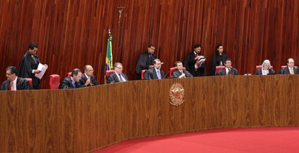 Sessão plenária Jurisdicional do TSE em 30.09.2014 Sessão plenária Jurisdicional do TSE.