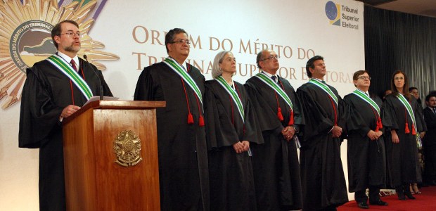 Solenidade de entrega da Ordem do Mérito do TSE Assis Brasil 