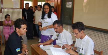 Este ano o TRE-AP precisará contar com o apoio 5.371 mesários em todo o estado. Em Macapá, a 2ª ...