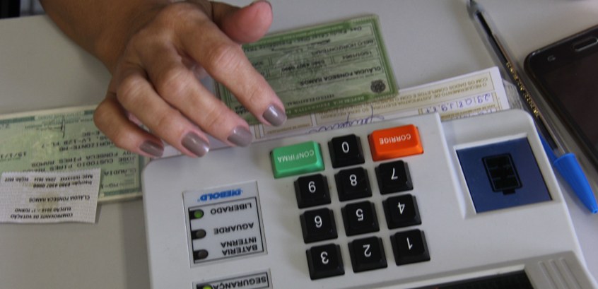 TRE-MG Votação com biometria em Belo Horizonte - Foto: Cláudia Ramos - CCS/TRE-MG