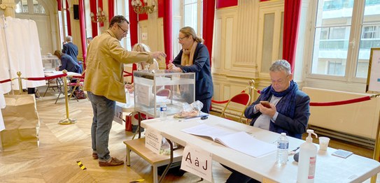 TSE acompanha as eleições na França