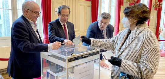 TSE acompanha as eleições na França