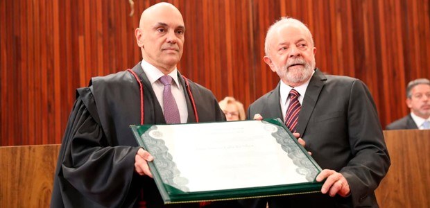 TSE entrega diploma a Luiz Inácio Lula da Silva em 12.12.2022