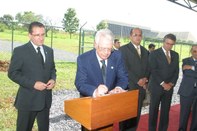 Foto do lançamento da pedra fundamental da nova sede do TSE - 5/12/2005.