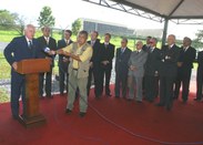 Foto do lançamento da pedra fundamental da nova sede do TSE - 5/12/2005.