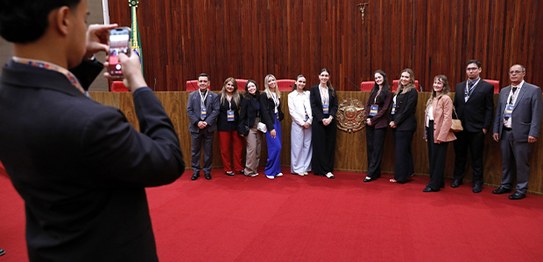 TSE registra recorde de visitas de estudantes universitários em 2025-22.12.2025