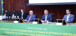 TSE verifica os sistemas eleitorais na véspera do 2º turno das Eleições 2026