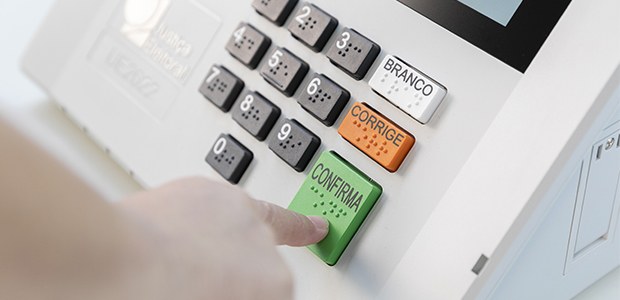 Urna eletrônica 2022 - FotoAlejandroZambrana