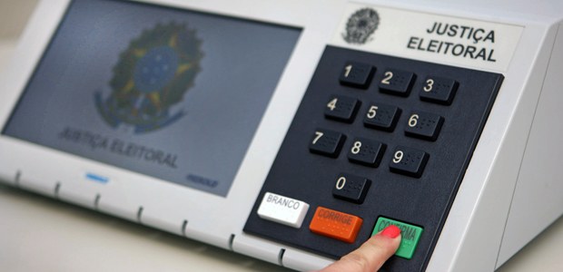 Urna votação em 19.07.2016 Urna votação