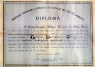 Diploma de Deputado Federal de Getúlio Vargas, expedido pelo Tribunal Regional Eleitoral do Rio ...