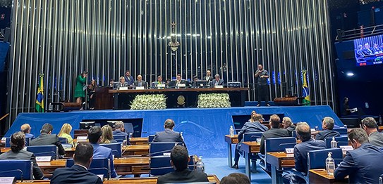 Foto: Ag. Senado - Sessão solene no Congresso Nacional - 18.10.2022