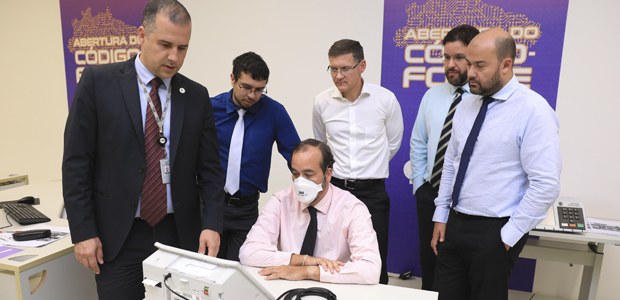 Foto: LR Moreira/Secom/TSE - Abertura da urna eletrônica para técnicos da Polícia Federal - 24.0...